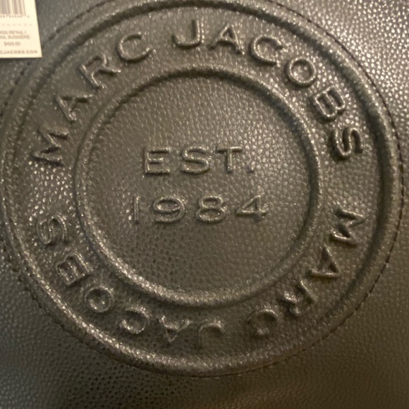 Beautiful Marc Jacobs Signet Black Leather Tote - Picture 2 of 10